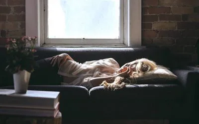¿Es malo estar triste? La función de la tristeza.